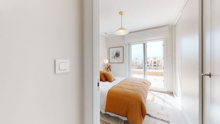 Image No.25-3 Bed Townhouse for sale