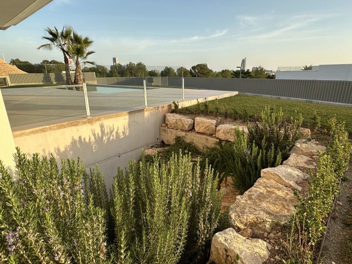 Image No.11-3 Bed Villa / Detached for sale