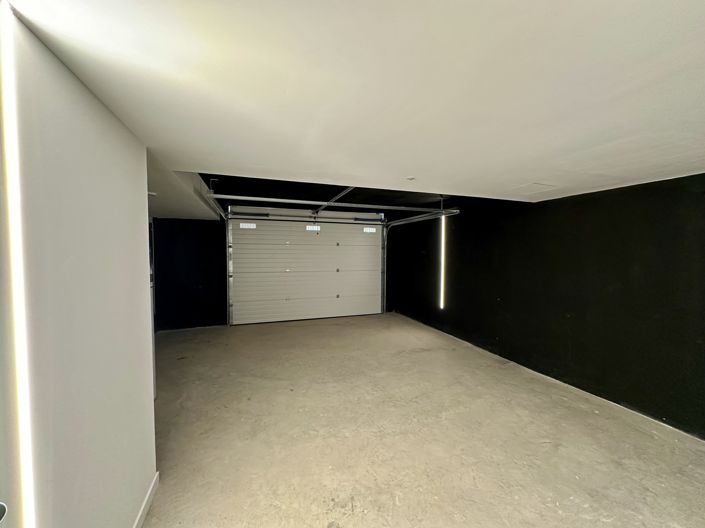 Image No.8-3 Bed Villa / Detached for sale