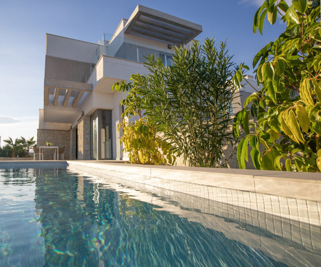 Image No.3-5 Bed Villa / Detached for sale