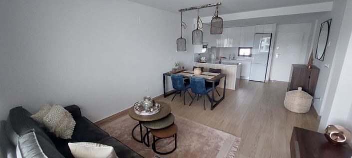 Image No.4-2 Bed Apartment for sale