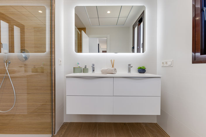 Image No.26-3 Bed Villa / Detached for sale