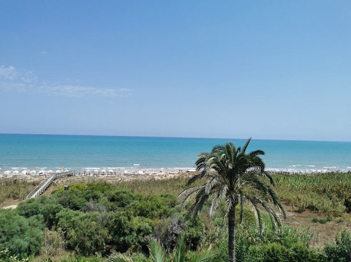 Image No.11-4 Bed Villa / Detached for sale