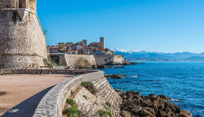 Image No.10-2 Bed Apartment for sale