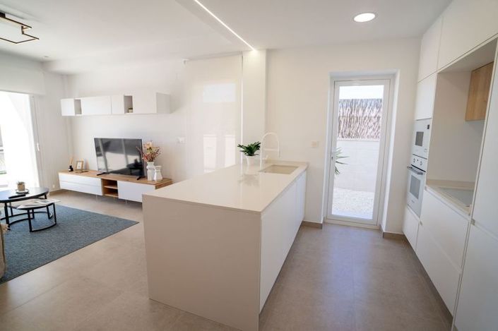 Image No.7-3 Bed Villa / Detached for sale