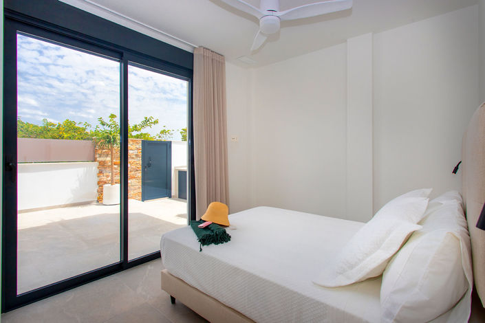 Image No.18-3 Bed Villa for sale