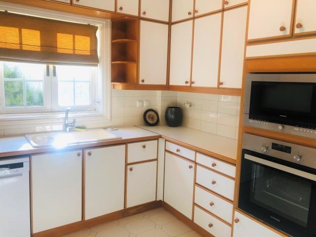 Image No.8-5 Bed Villa / Detached for sale