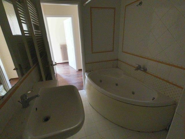 Image No.16-3 Bed Apartment for sale