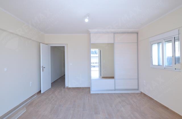 Image No.15-2 Bed Maisonette for sale
