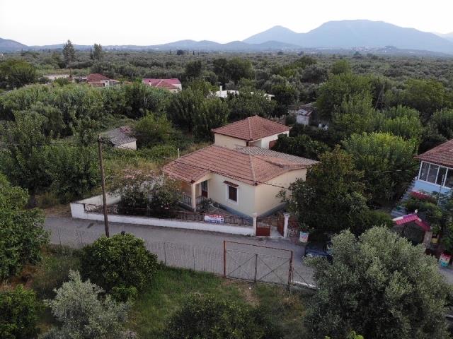 Image No.1-2 Bed Land for sale