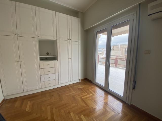 Image No.10-3 Bed Apartment for sale