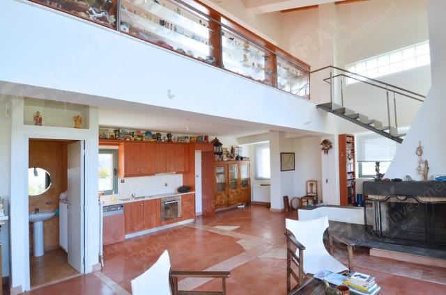 Image No.13-3 Bed Maisonette for sale