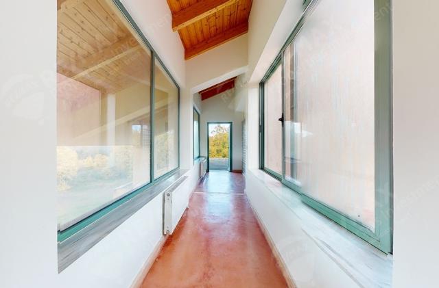 Image No.20-3 Bed Maisonette for sale