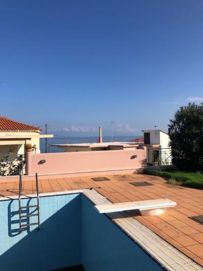 Image No.10-2 Bed Villa / Detached for sale