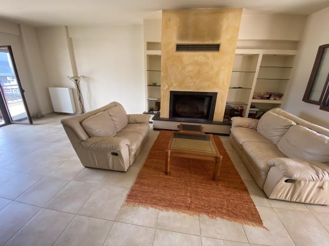 Image No.8-4 Bed Villa / Detached for sale