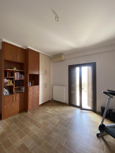 Image No.17-4 Bed Villa / Detached for sale