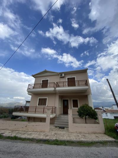 Image No.20-4 Bed Villa / Detached for sale