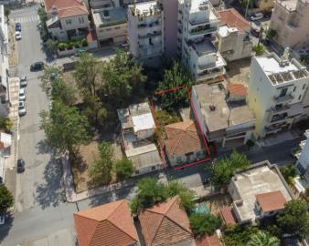 1 - Kalamata, Land