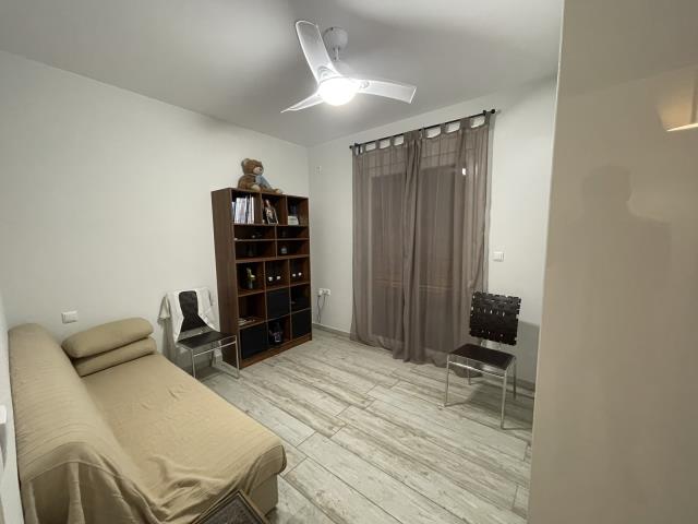 Image No.8-5 Bed Apartment for sale