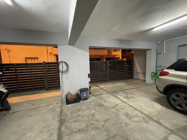 Image No.20-5 Bed Apartment for sale