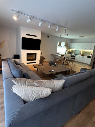 Image No.12-4 Bed Apartment for sale