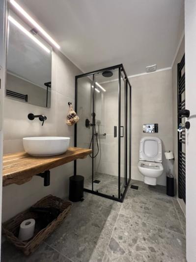 Image No.18-4 Bed Apartment for sale