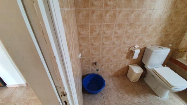 Image No.11-3 Bed Villa / Detached for sale