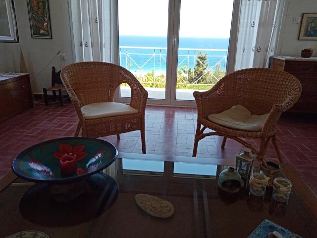 Image No.9-3 Bed Villa / Detached for sale