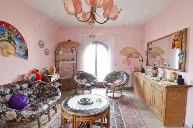 Image No.4-2 Bed Villa / Detached for sale