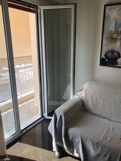 Image No.4-6 Bed Commercial for sale