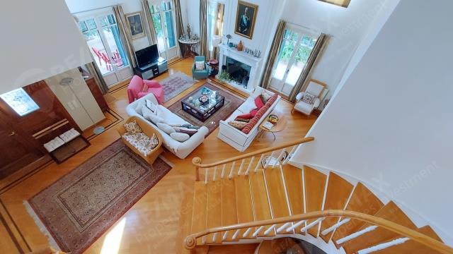 Image No.6-5 Bed Villa / Detached for sale