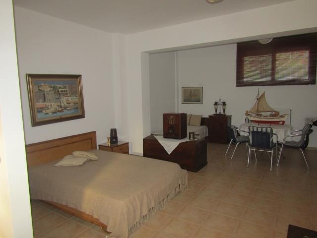 Image No.12-3 Bed Maisonette for sale