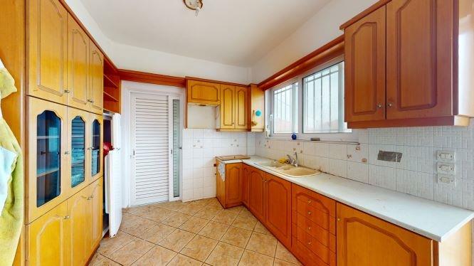 Image No.7-6 Bed House for sale