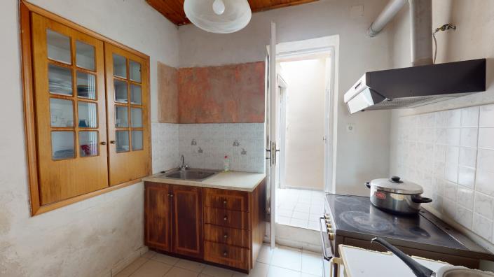 Image No.11-2 Bed House for sale