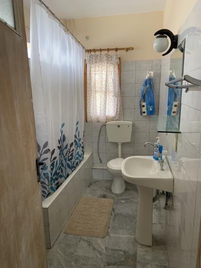 Image No.12-3 Bed Country House for sale