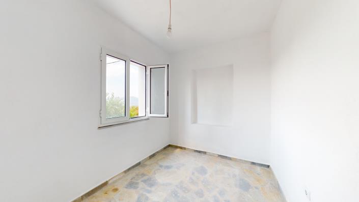 Image No.7-1 Bed Village House for sale