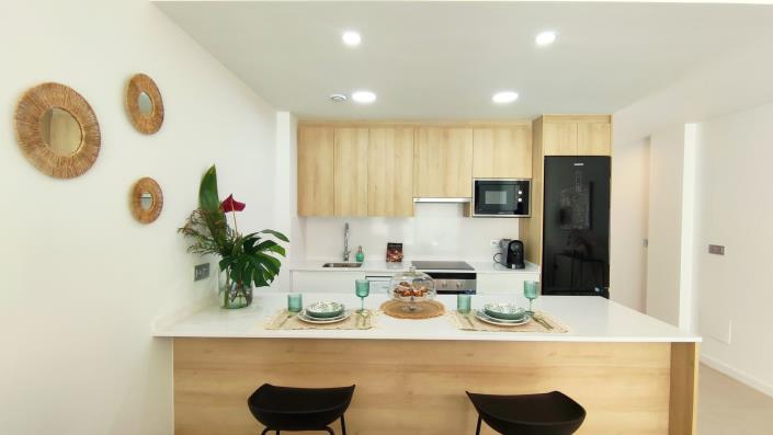 Image No.12-3 Bed Townhouse for sale