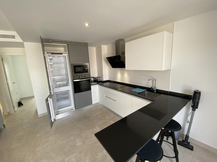 Image No.21-2 Bed Apartment for sale