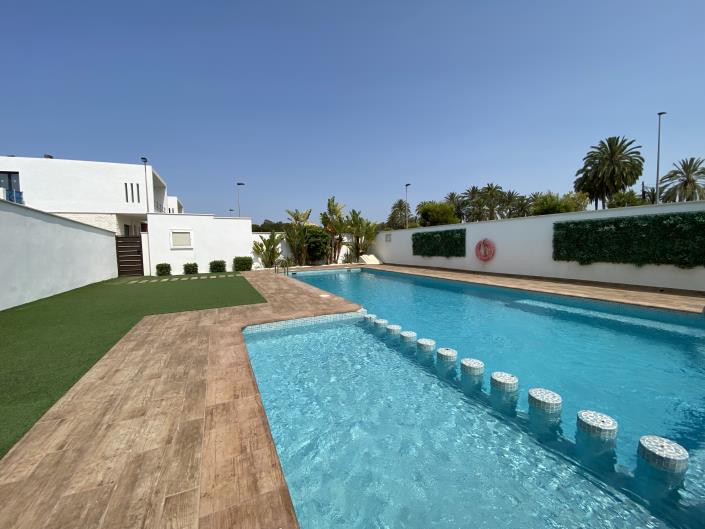 Image No.47-2 Bed Apartment for sale