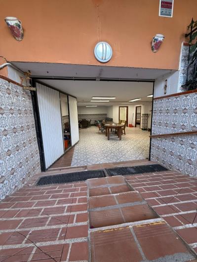 Image No.38-5 Bed House/Villa for sale