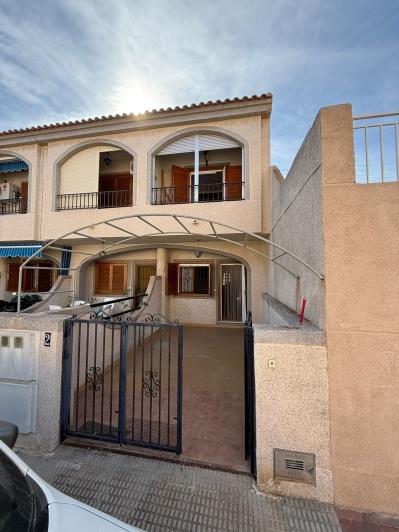 Image No.1-2 Bed House for sale