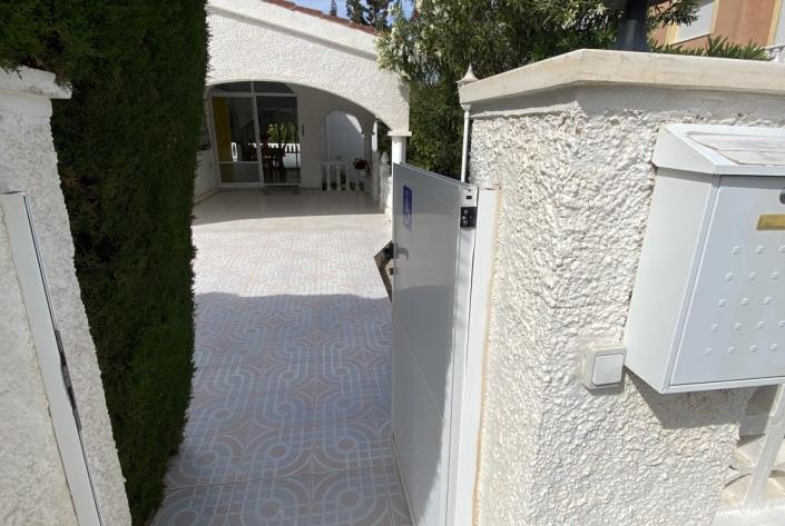 Image No.5-2 Bed House/Villa for sale