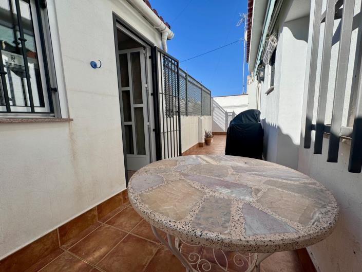 Image No.9-4 Bed House for sale