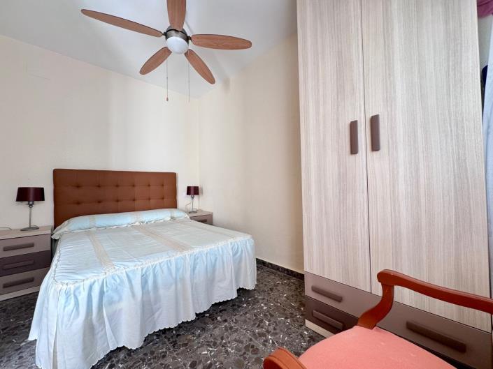 Image No.25-4 Bed House for sale