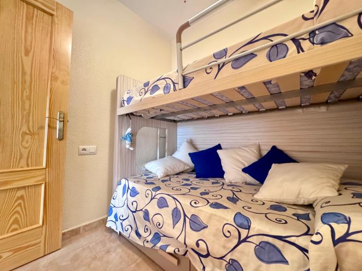 Image No.29-4 Bed House for sale