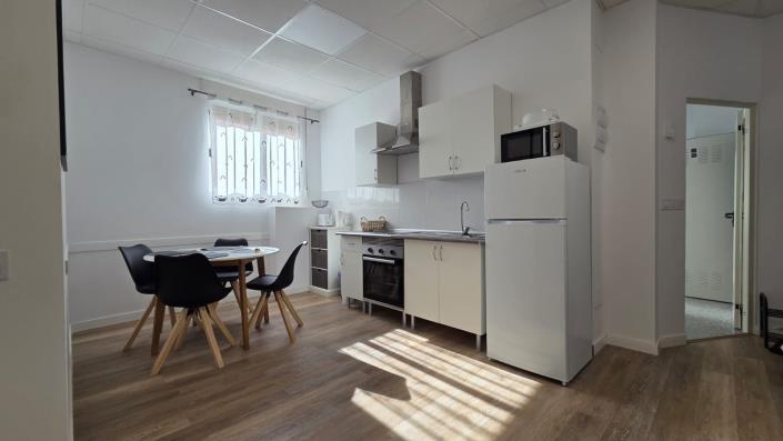 Image No.12-2 Bed Apartment for sale