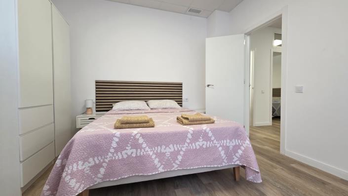 Image No.15-2 Bed Apartment for sale