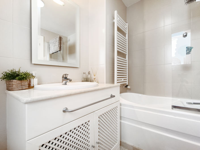 Image No.24-2 Bed Apartment for sale