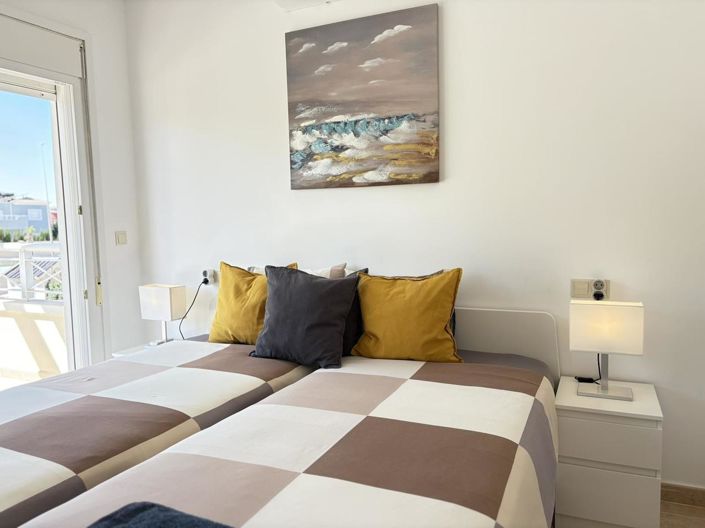 Image No.26-3 Bed Villa for sale