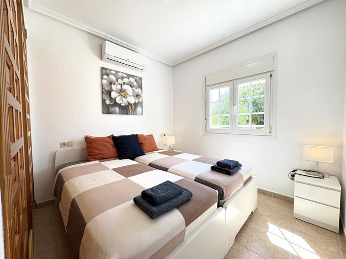 Image No.32-3 Bed Villa for sale